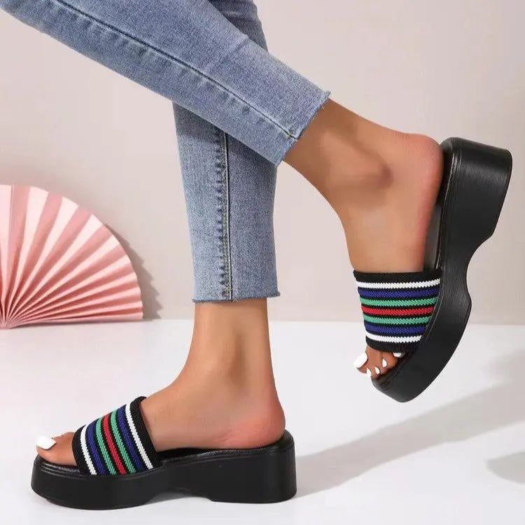 Pantofole con zeppa semplici da donna - VAleG