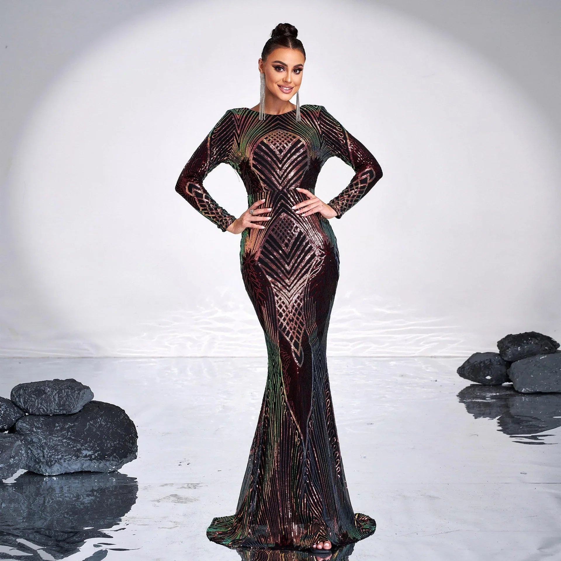Long Sleeve Temperament Crew Neck Sexy Long Sequined Banquet Evening Dress - VAleG