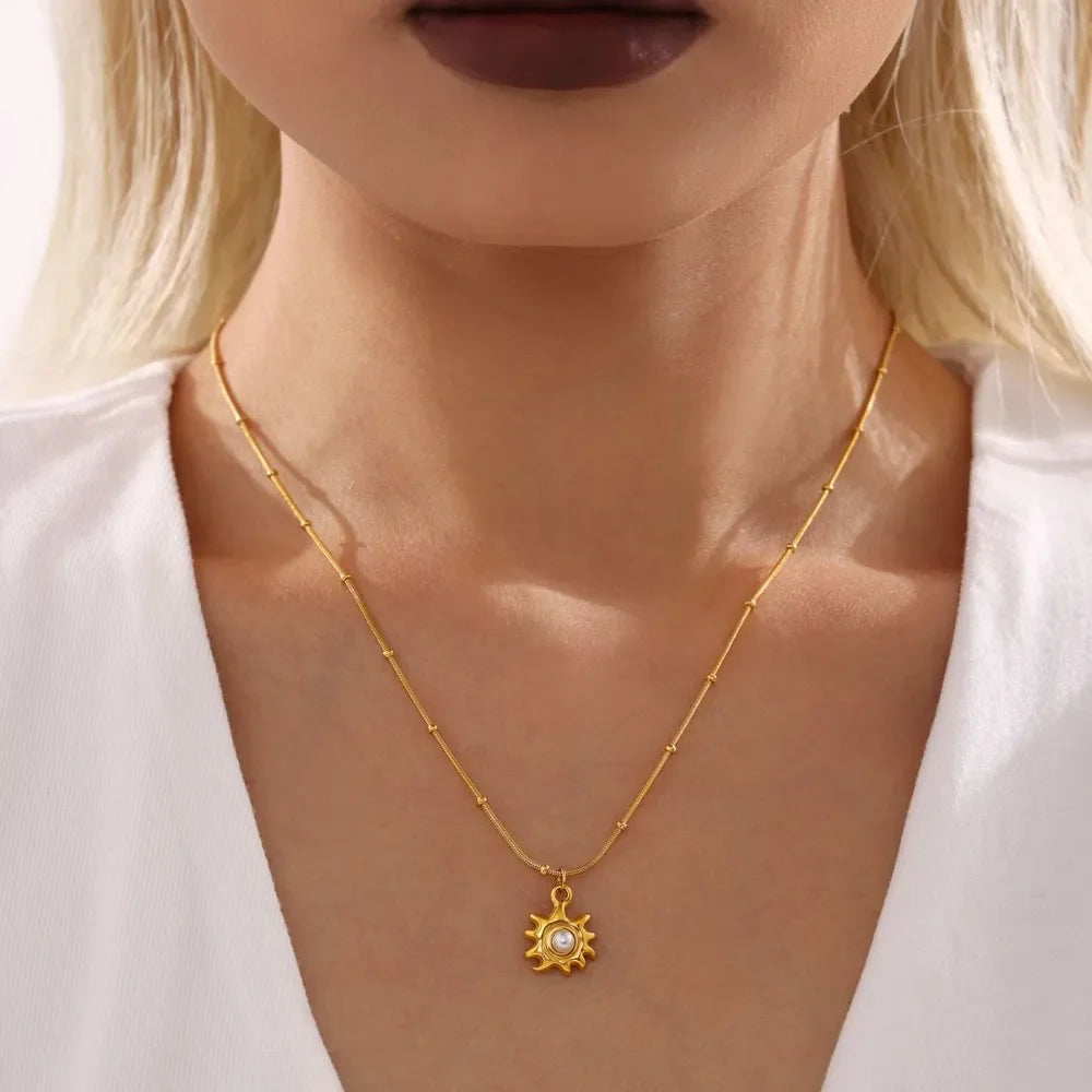 18K Gold-Plated Shell Pearl Necklace - VAleG