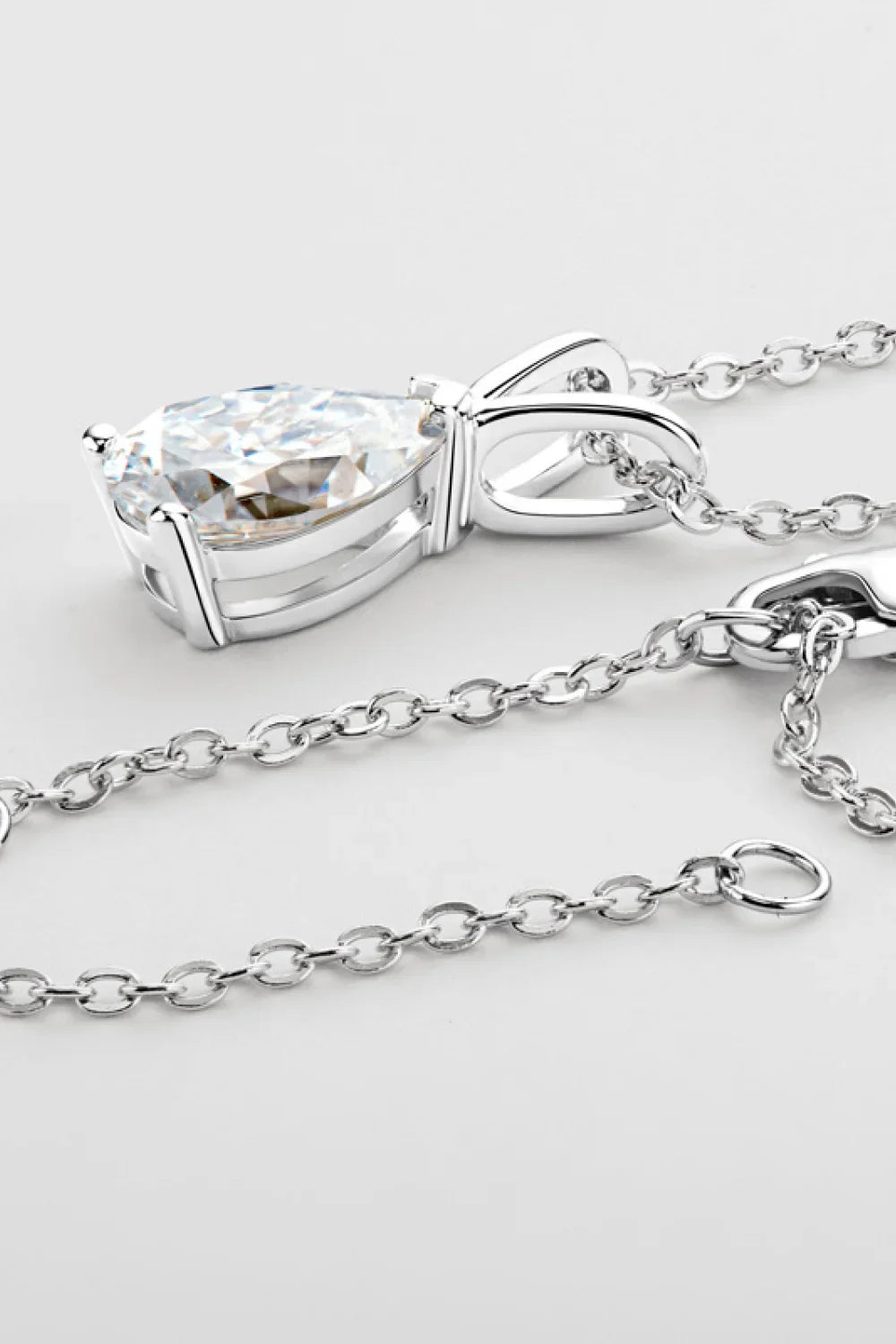 1.5 Carat Moissanite Pendant 925 Sterling Silver Necklace - VAleG
