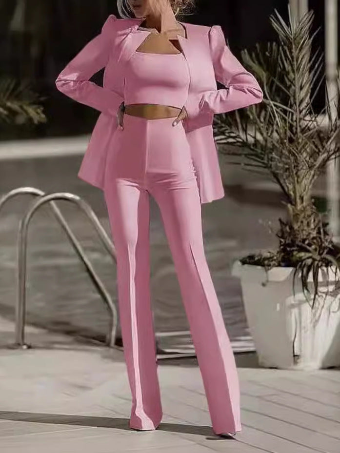 Abito 3 pezzi - silhouette moderna con dettagli sofisticati - VAleG