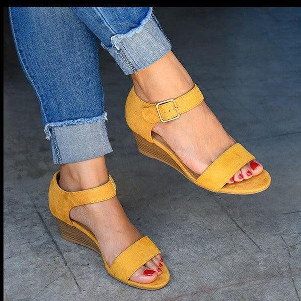 Women's Fashion Wedge Buckle Strap Plus Size Sandals - VAleG