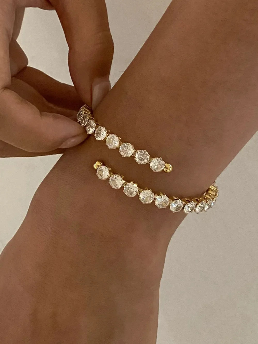 Stainless Steel Inlaid Zircon Bracelet - VAleG