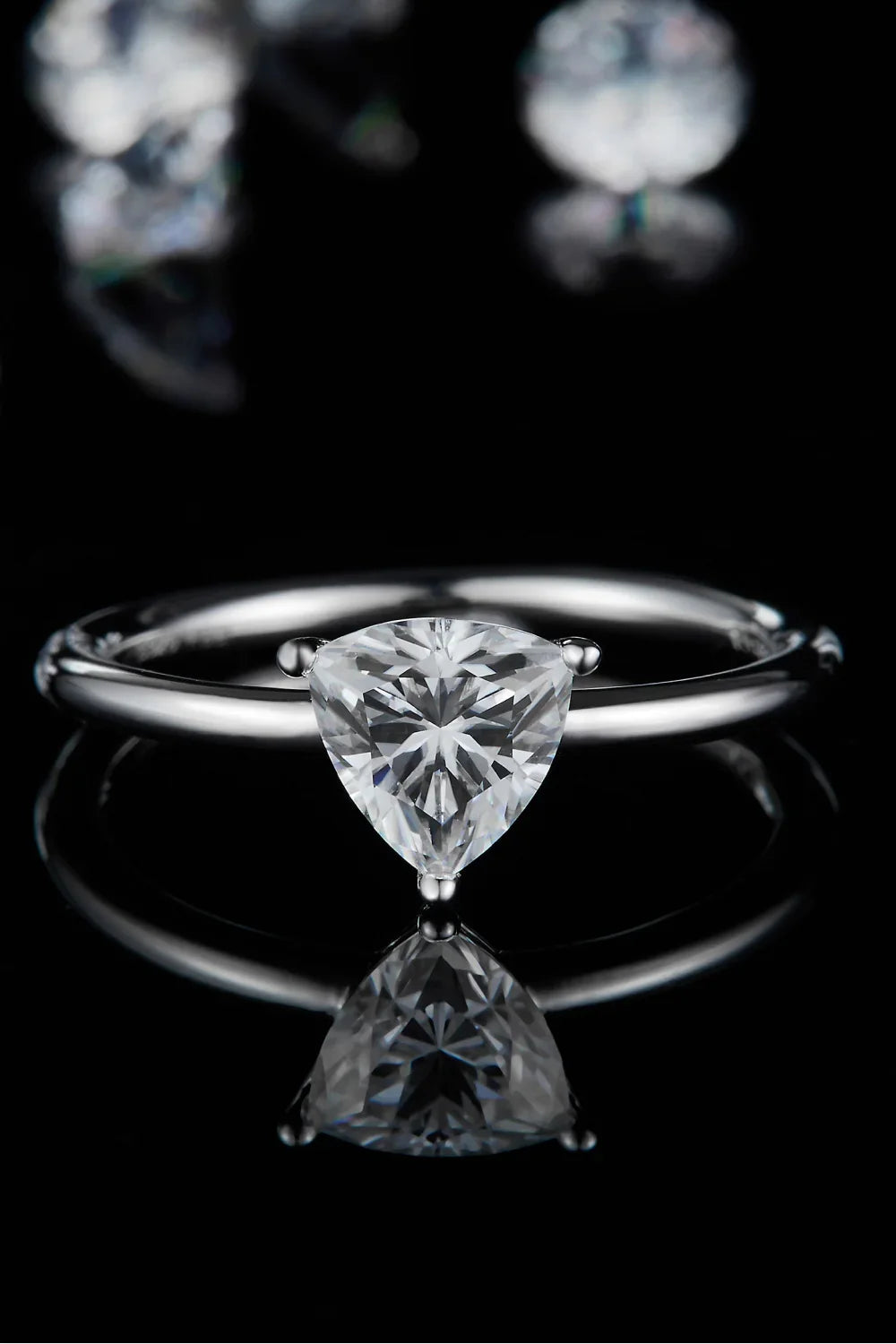 1 Carat Moissanite 925 Sterling Silver Solitaire Ring - VAleG
