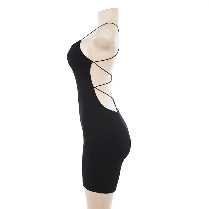 Halter Neck Leaky Back Strap Bag Hip Skirt - VAleG
