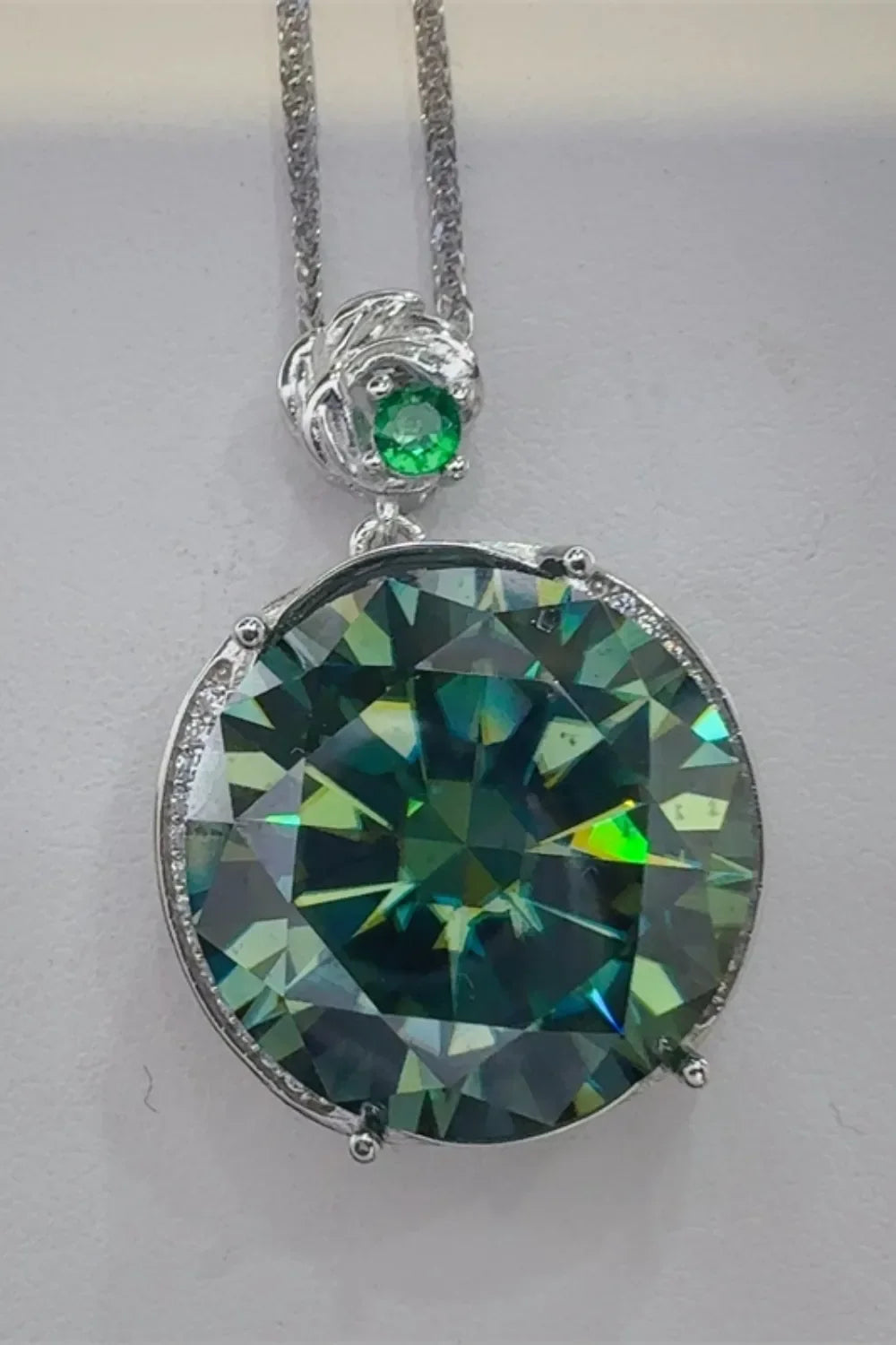 20 Carat Moissanite 925 Sterling Silver Pendant Necklace - VAleG