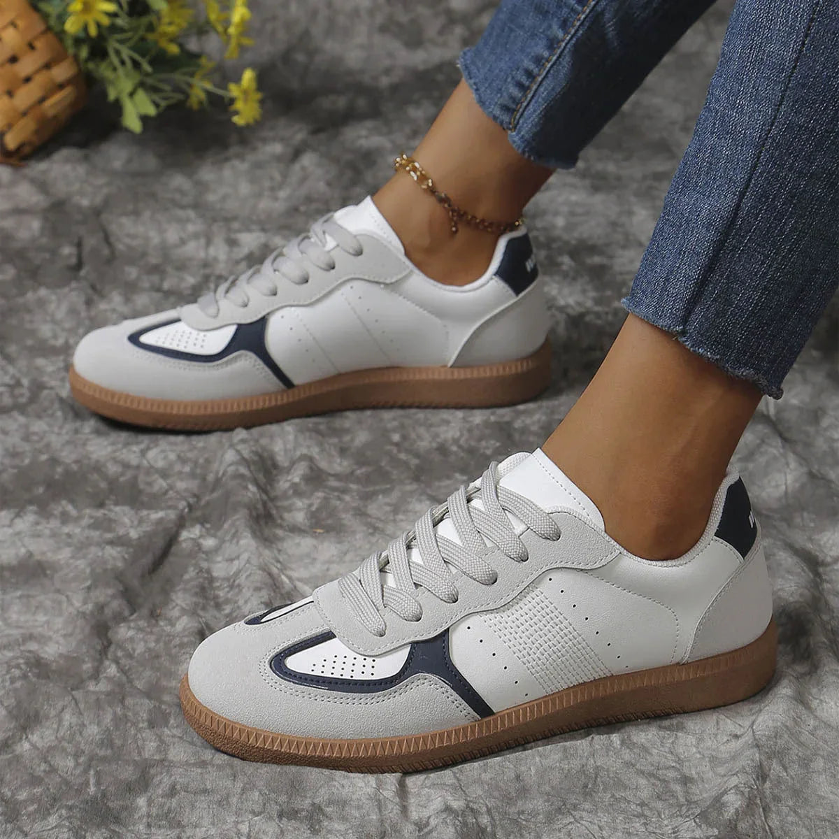 New Colorblock Lace-up Flats Shoes Fashion Breathable Hollow Slip On Casual Shoes For Women - VAleG