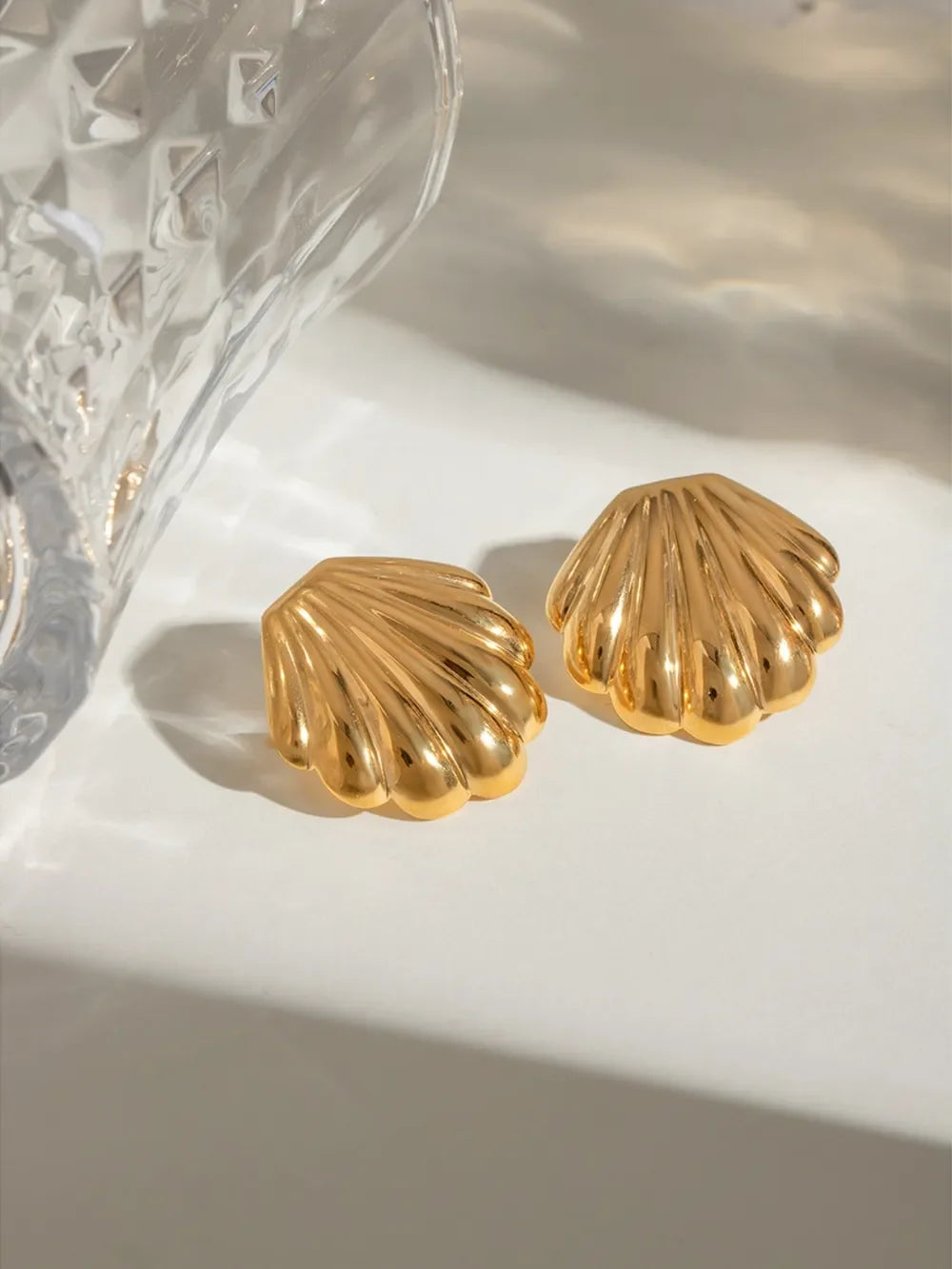 18K Gold-Plated Stainless Steel Shell Stud Earrings - VAleG
