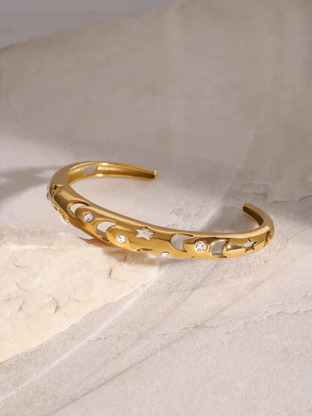 Stainless Steel Inlaid Rhinestone Cutout Bracelet - VAleG