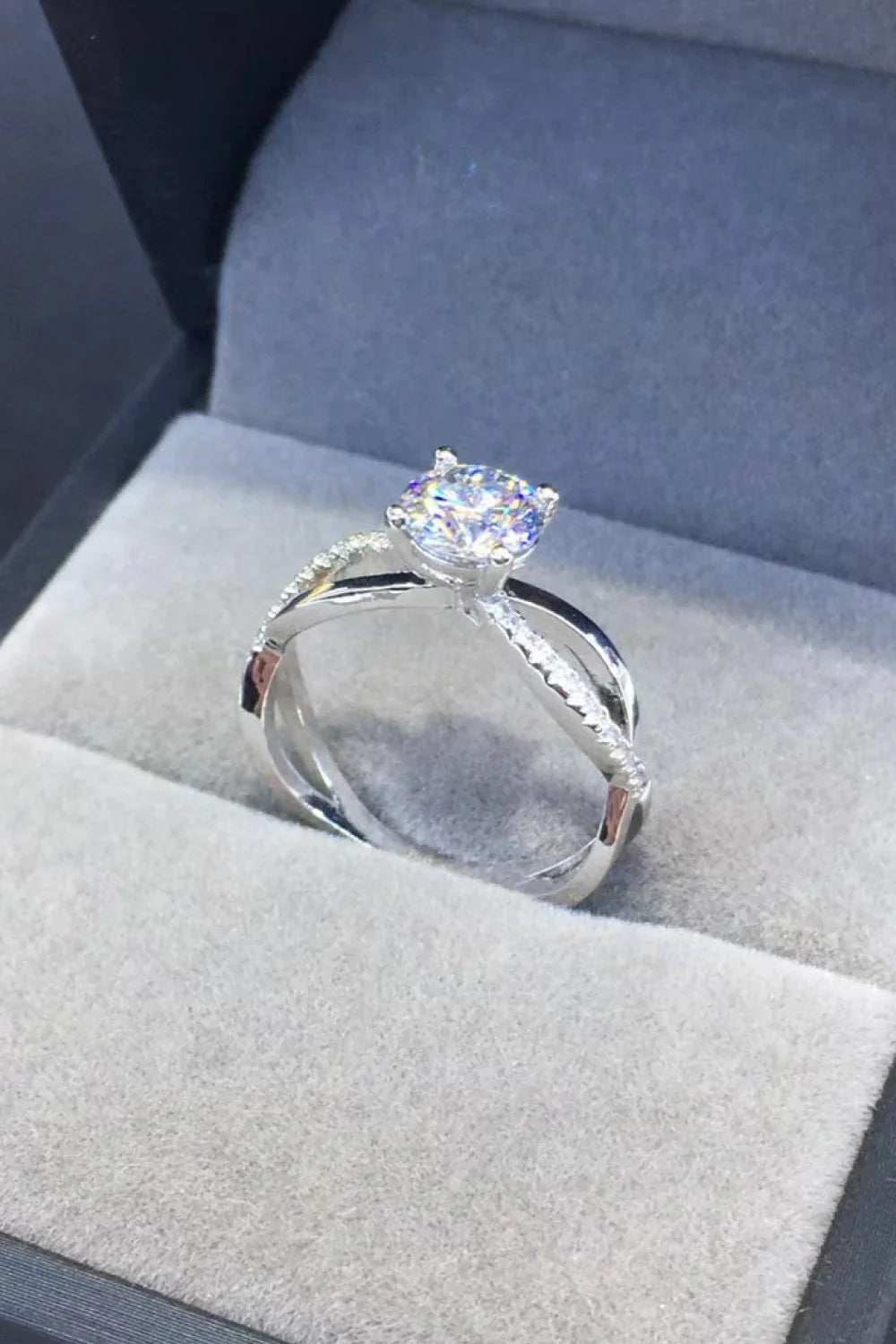 2 Carat Moissanite Crisscross 925 Sterling Silver Ring - VAleG