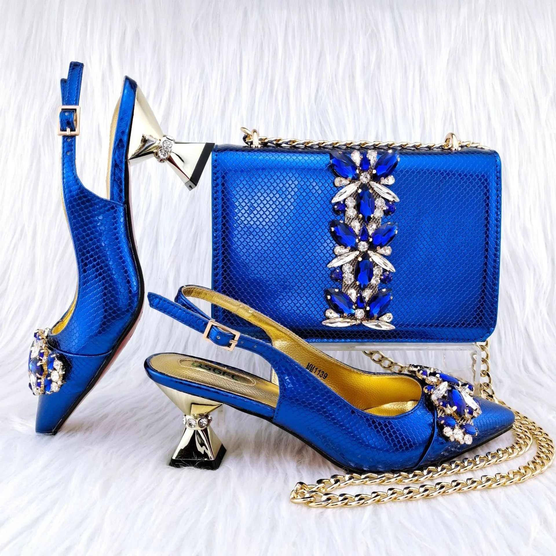 French Stiletto Heel Low Heel High Heels Can Be Crossbody Hand Bag - VAleG