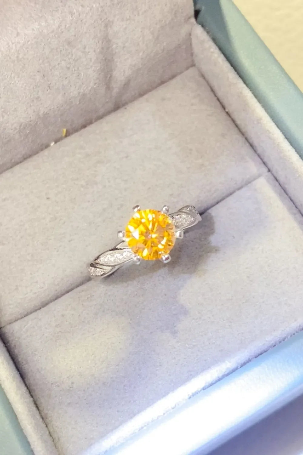 2 Carat Moissanite 925 Sterling Silver Ring - VAleG
