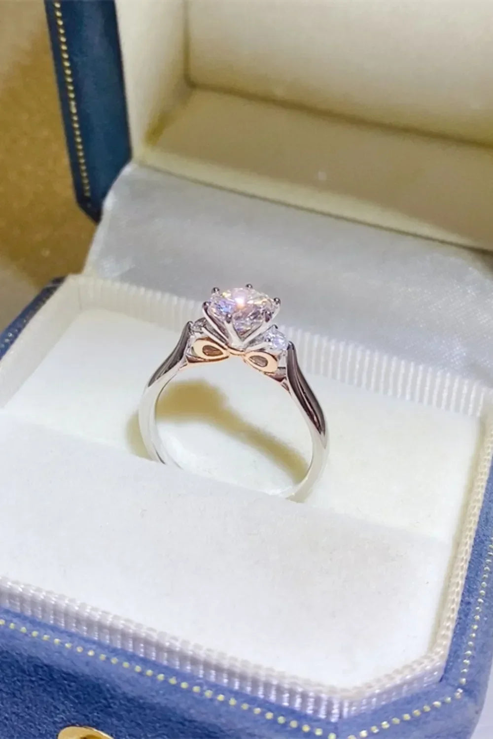2 Carat Moissanite 925 Sterling Silver Ring - VAleG