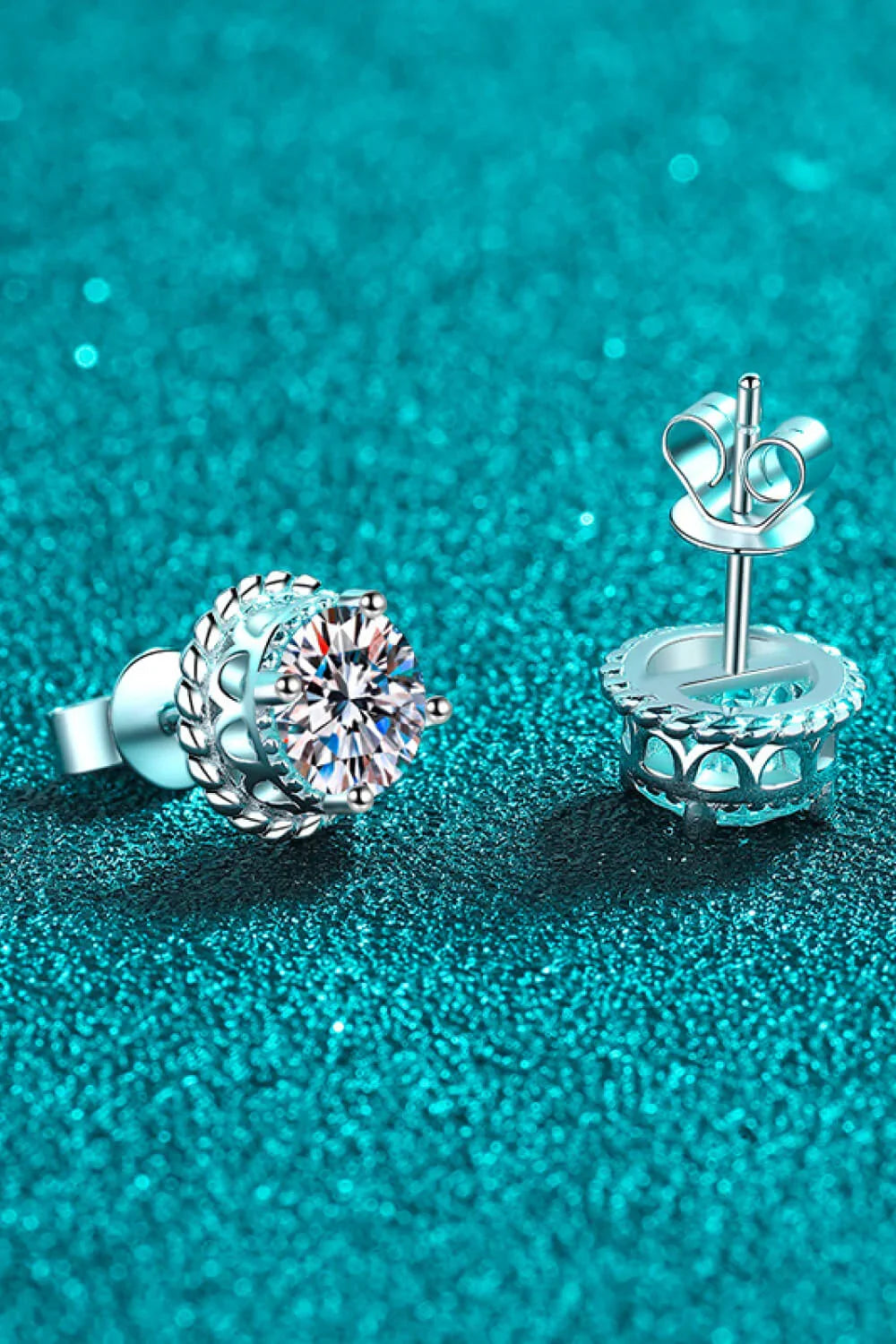 1 Carat Moissanite Rhodium-Plated Round Stud Earrings - VAleG