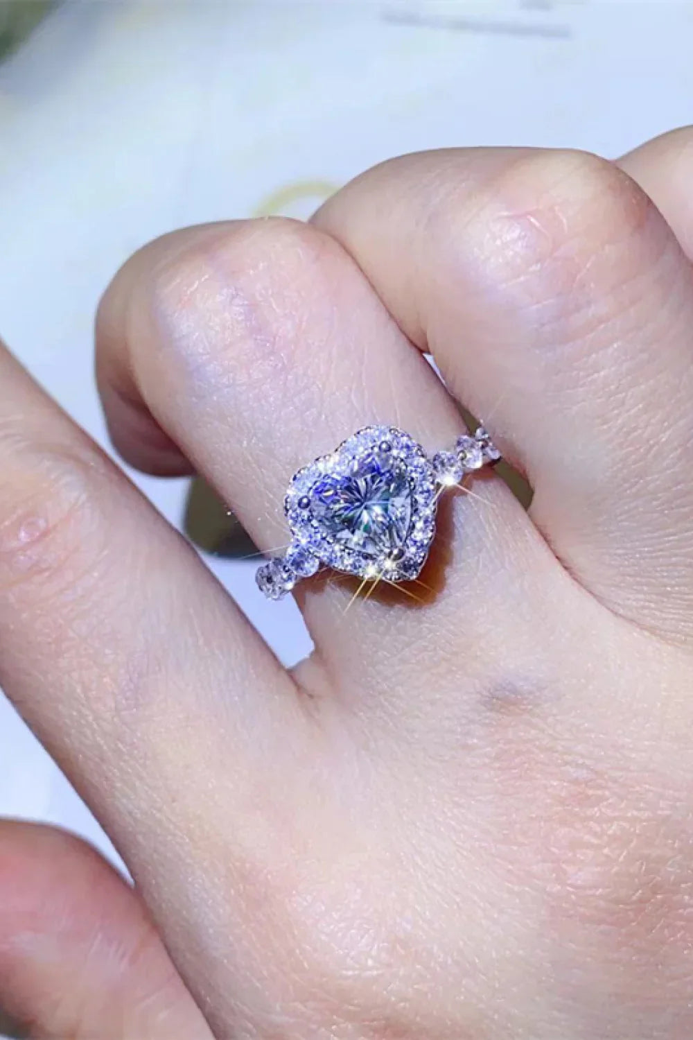 1 Carat Moissanite Heart Ring - VAleG