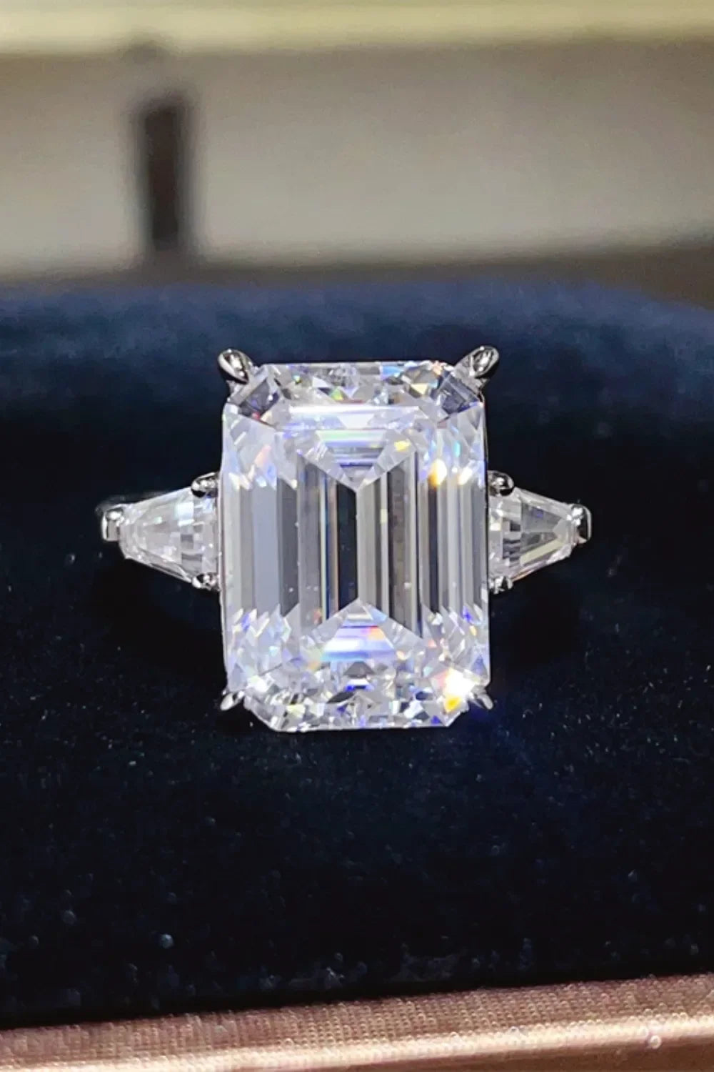 10 Carat Moissanite 925 Sterling Silver Ring - VAleG
