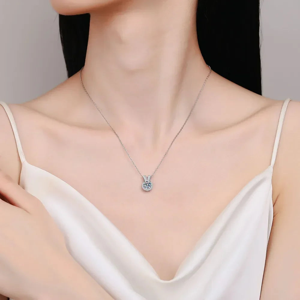 1 Carat Moissanite Rabbit Ears Shape Pendant Necklace - VAleG