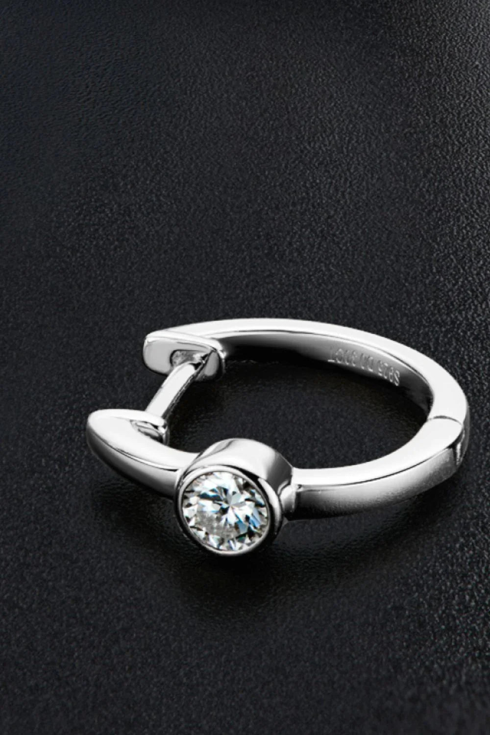 18k Gold-Plated Inlaid Moissanite Huggie Earrings - VAleG