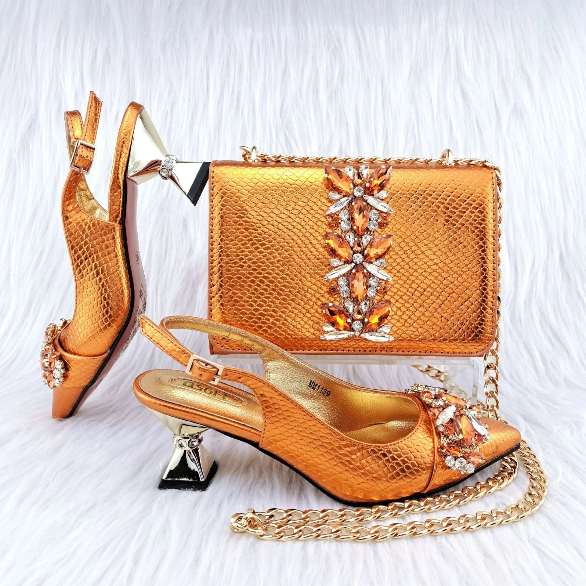 French Stiletto Heel Low Heel High Heels Can Be Crossbody Hand Bag - VAleG