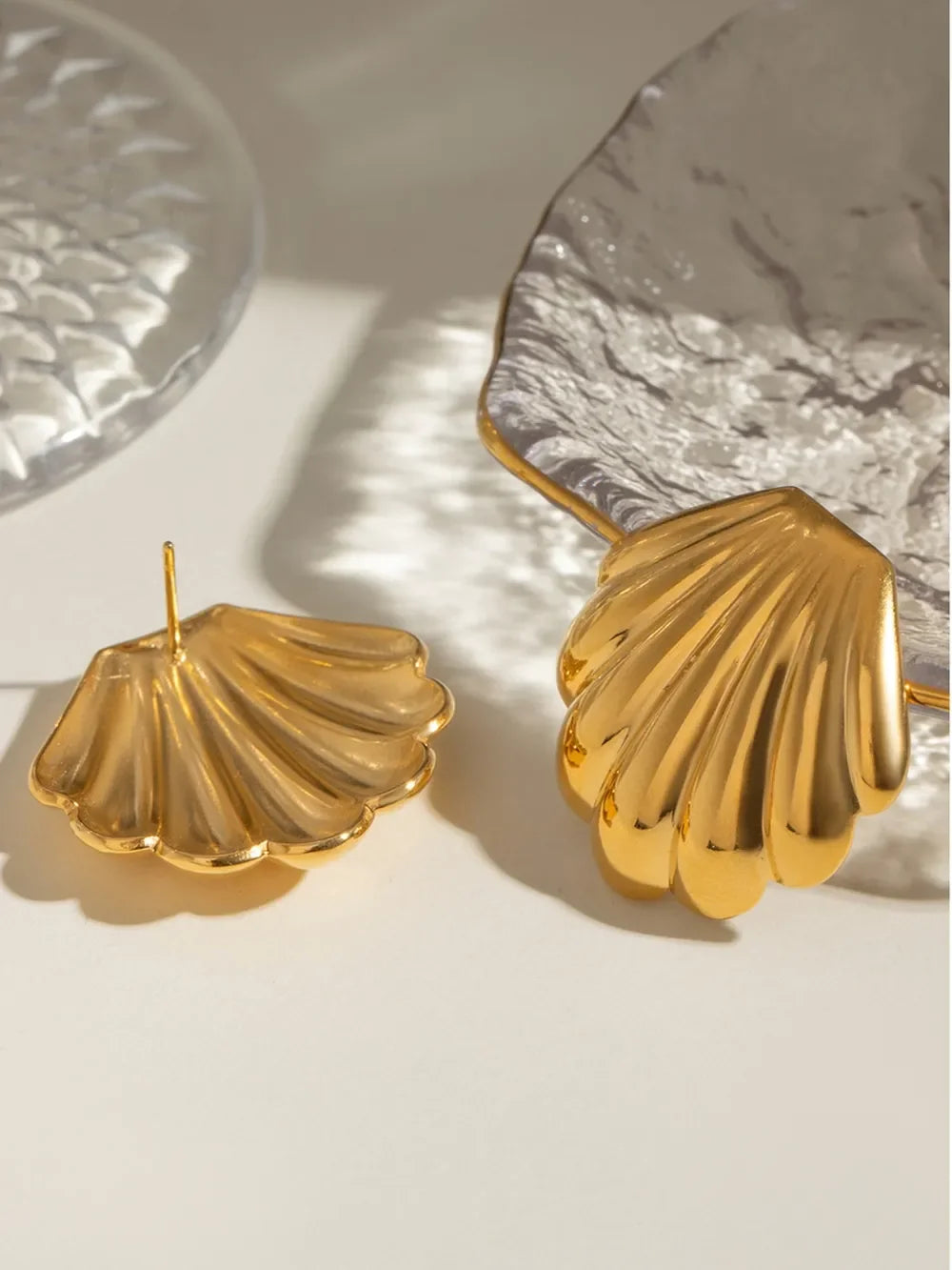 18K Gold-Plated Stainless Steel Shell Stud Earrings - VAleG