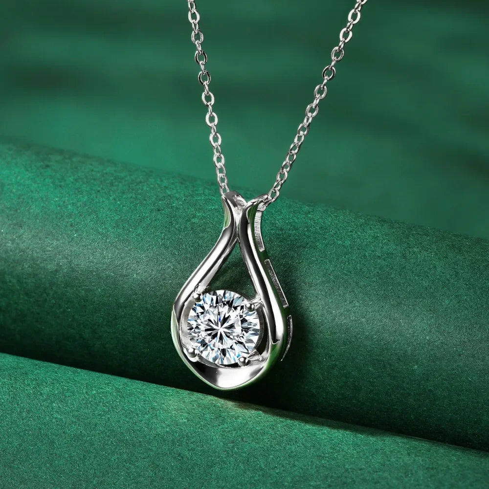 2 Carat Moissanite 925 Sterling Silver Pendant Necklace - VAleG