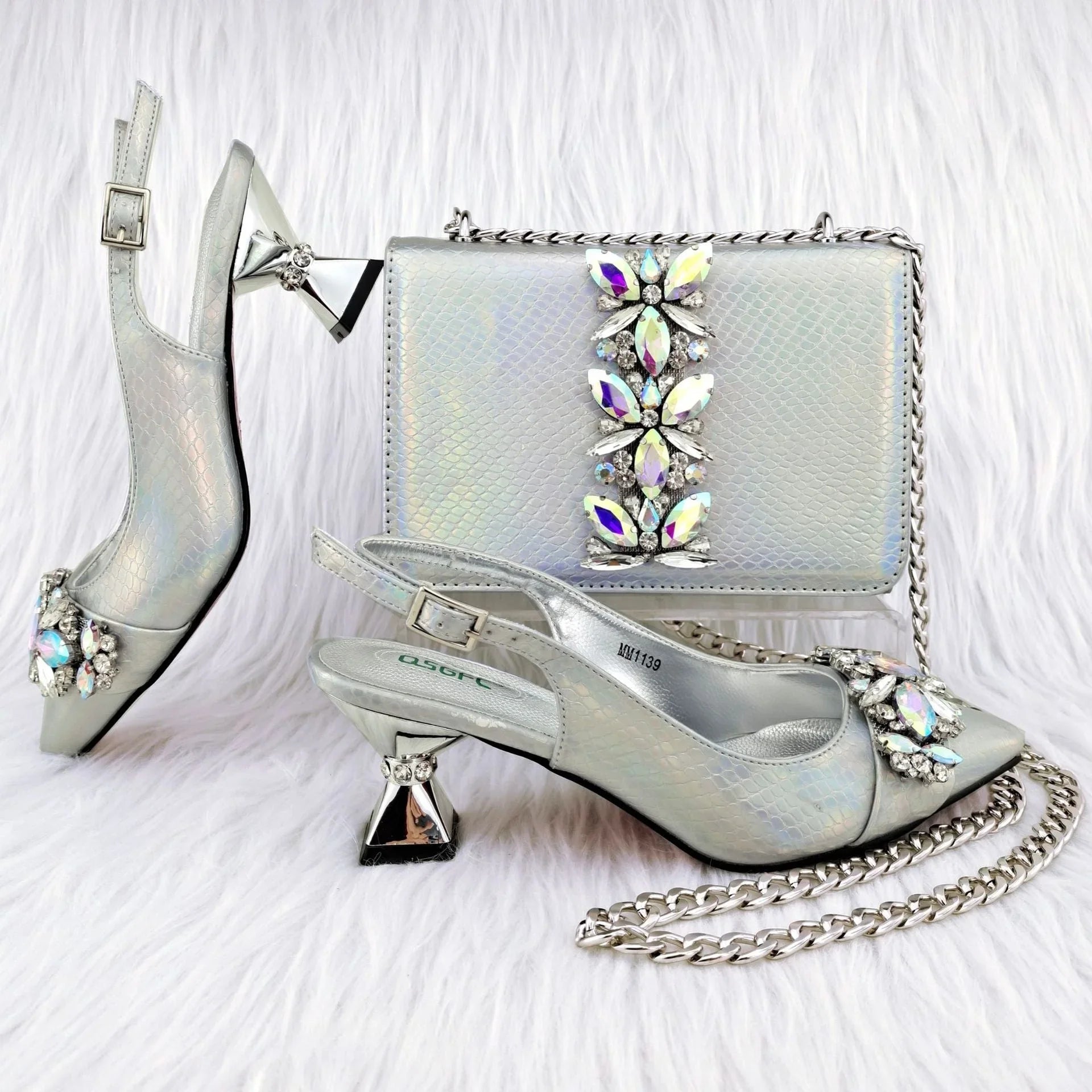 French Stiletto Heel Low Heel High Heels Can Be Crossbody Hand Bag - VAleG