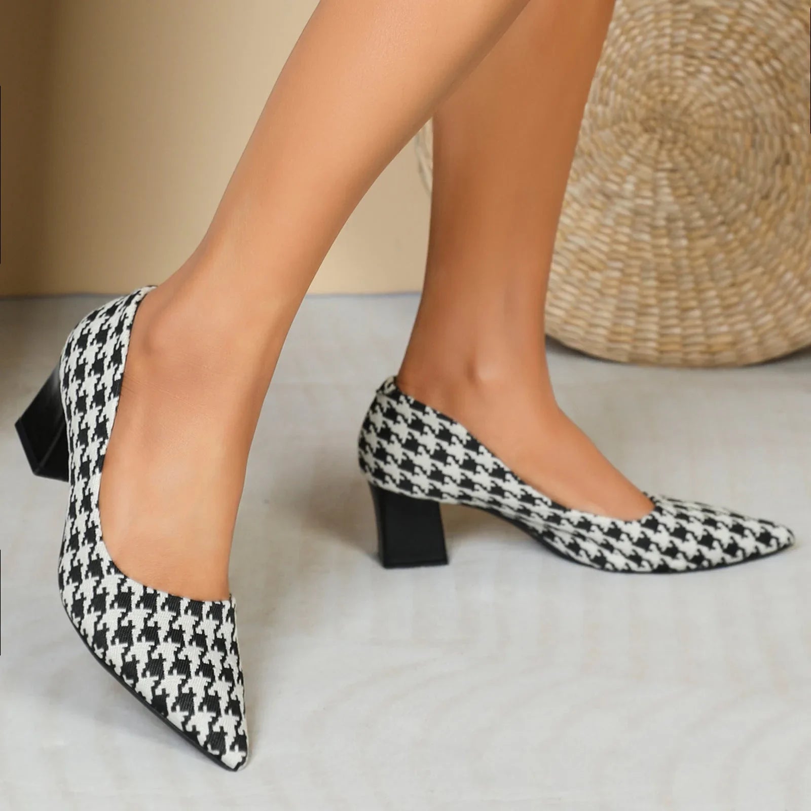 Houndstooth High Heels Women Low-cut Chunky Heel Shoes - VAleG