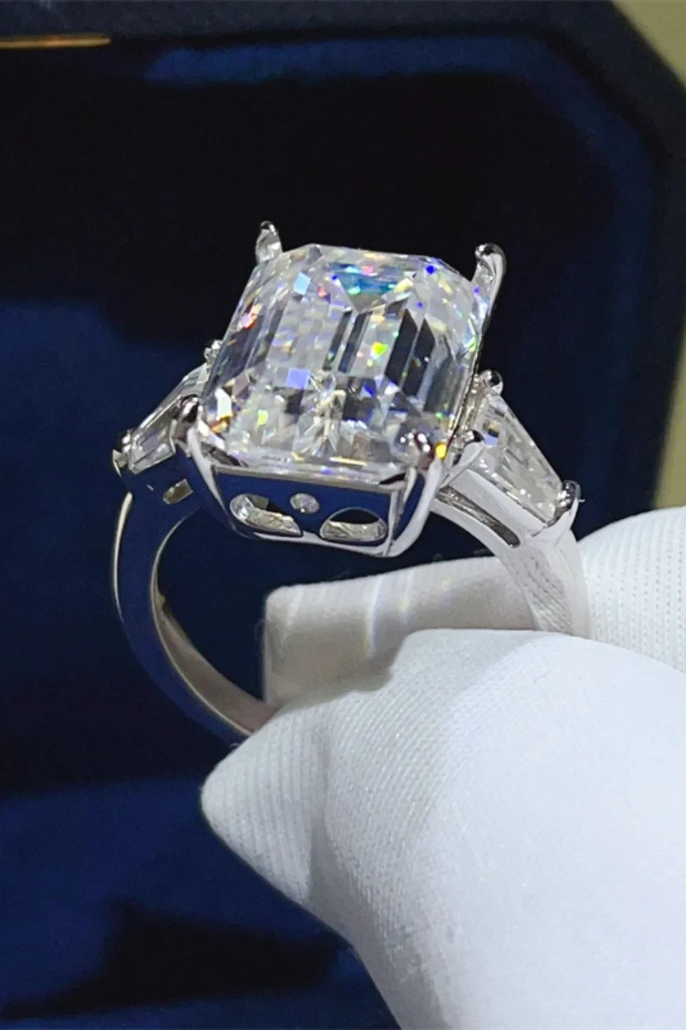 10 Carat Moissanite 925 Sterling Silver Ring - VAleG