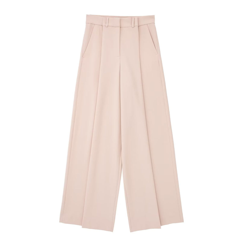 Completo composto da giacca e pantaloni a gamba larga