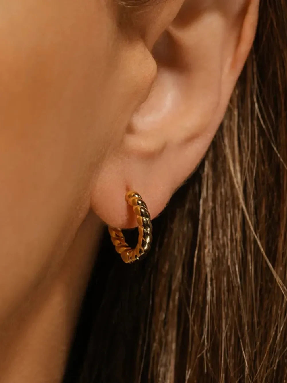 18K Gold-Plated Stainless Steel Huggie Earrings - VAleG
