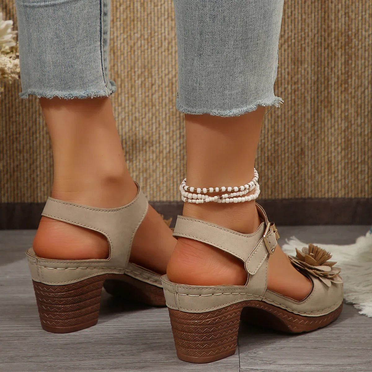 Women's Flowers Chunky Heel Sandals Summer Plus Size Platform Shoes - VAleG