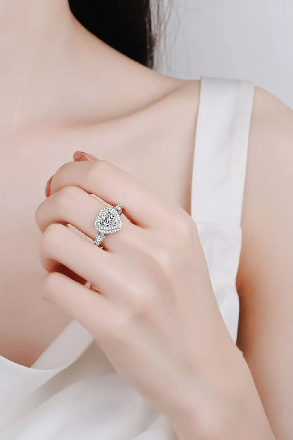 1 Carat Moissanite 925 Sterling Silver Heart Ring - VAleG