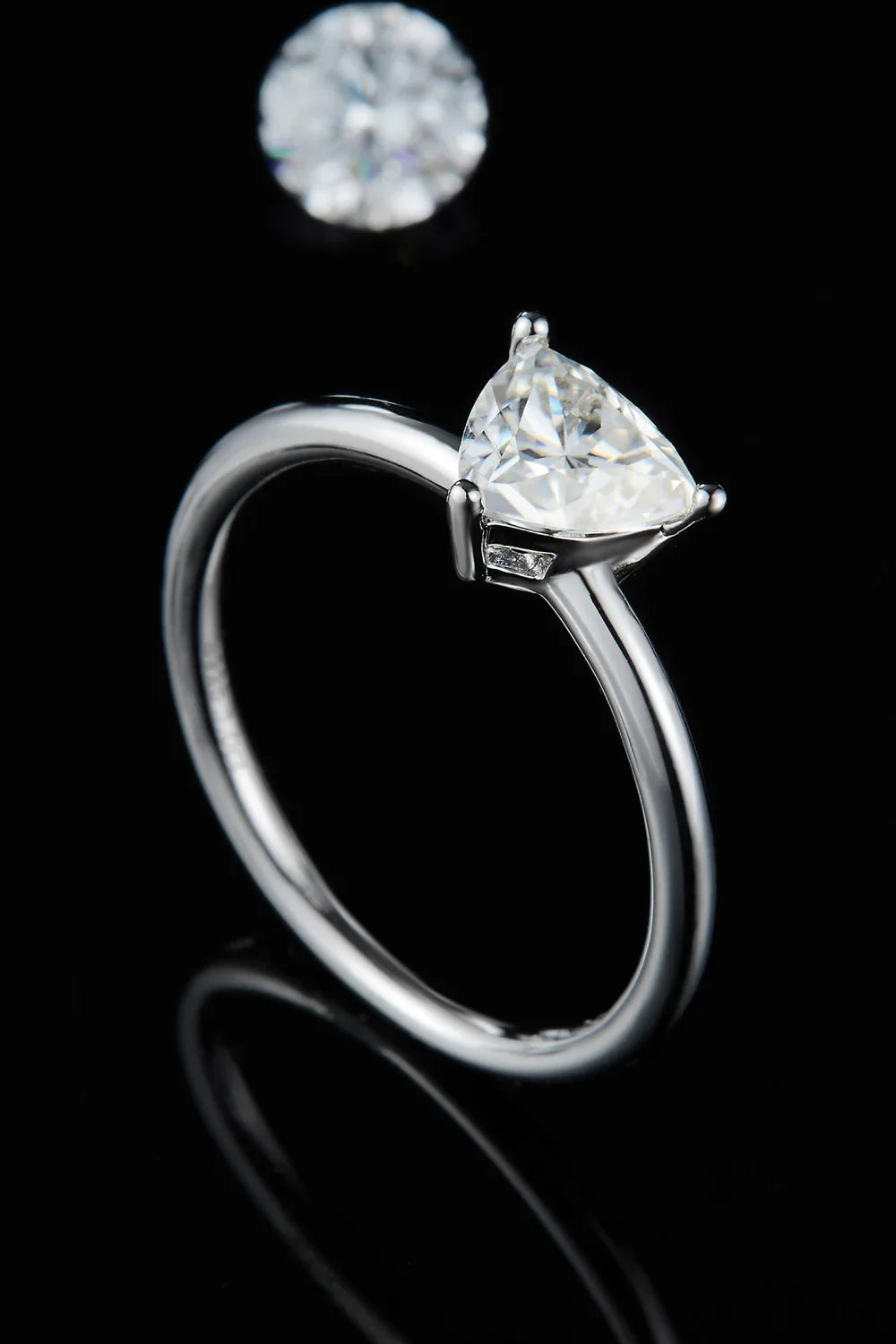 1 Carat Moissanite 925 Sterling Silver Solitaire Ring - VAleG