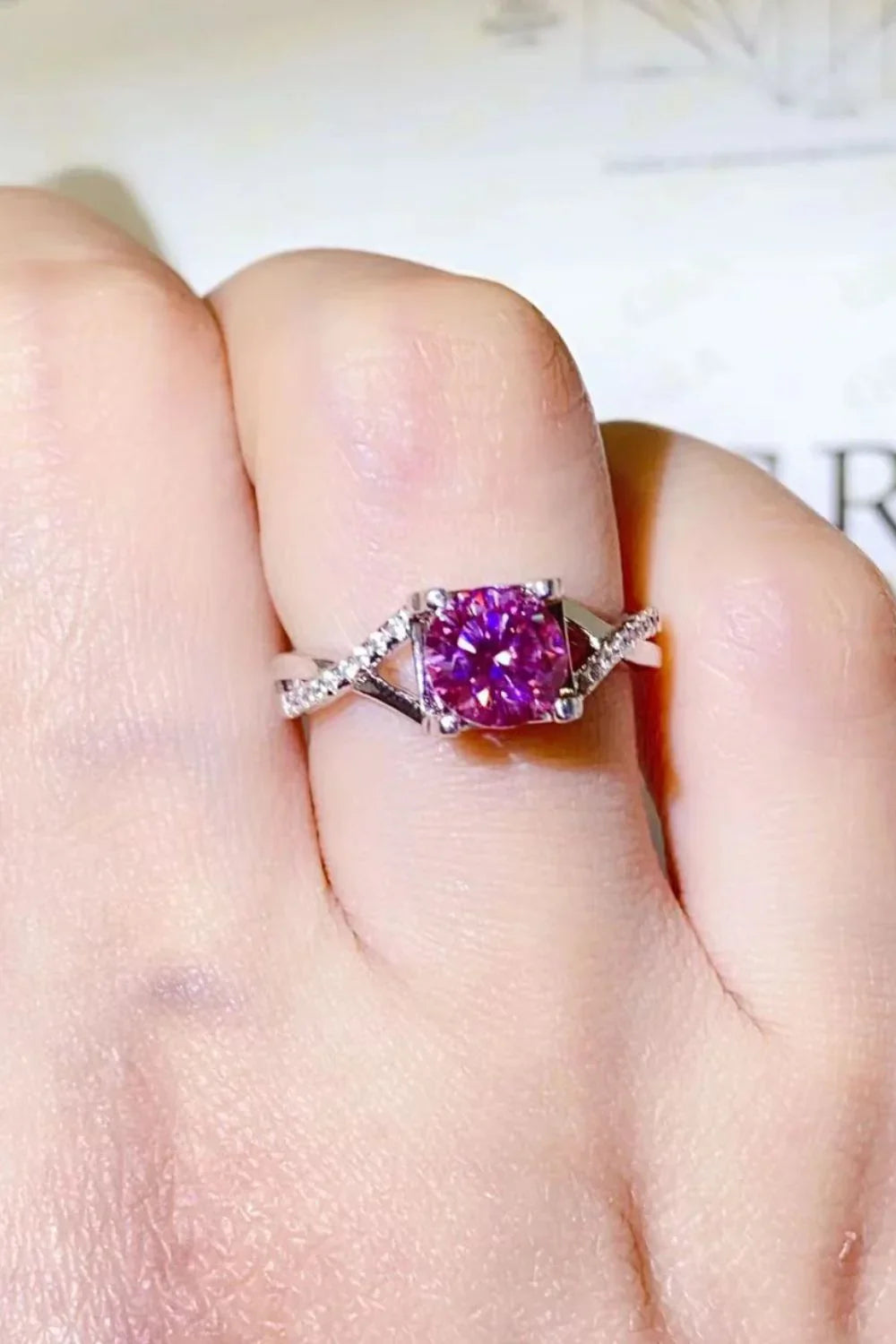 1 Carat Moissanite Crisscross 925 Sterling Silver Ring - VAleG