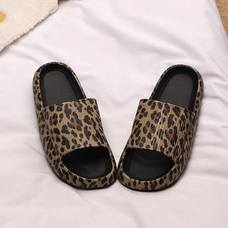 Leopard Print Slippers Women's Outdoor Wear Summer New Korean Style Fashion Shit Feeling Indoor Home Thick Bottom Couples Sandals - VAleG