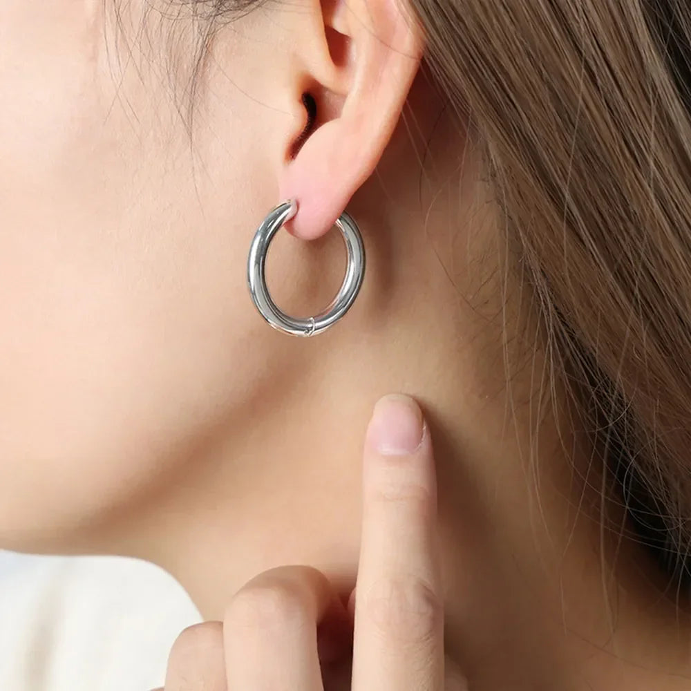 18K Gold-Plated Huggie Earrings - VAleG