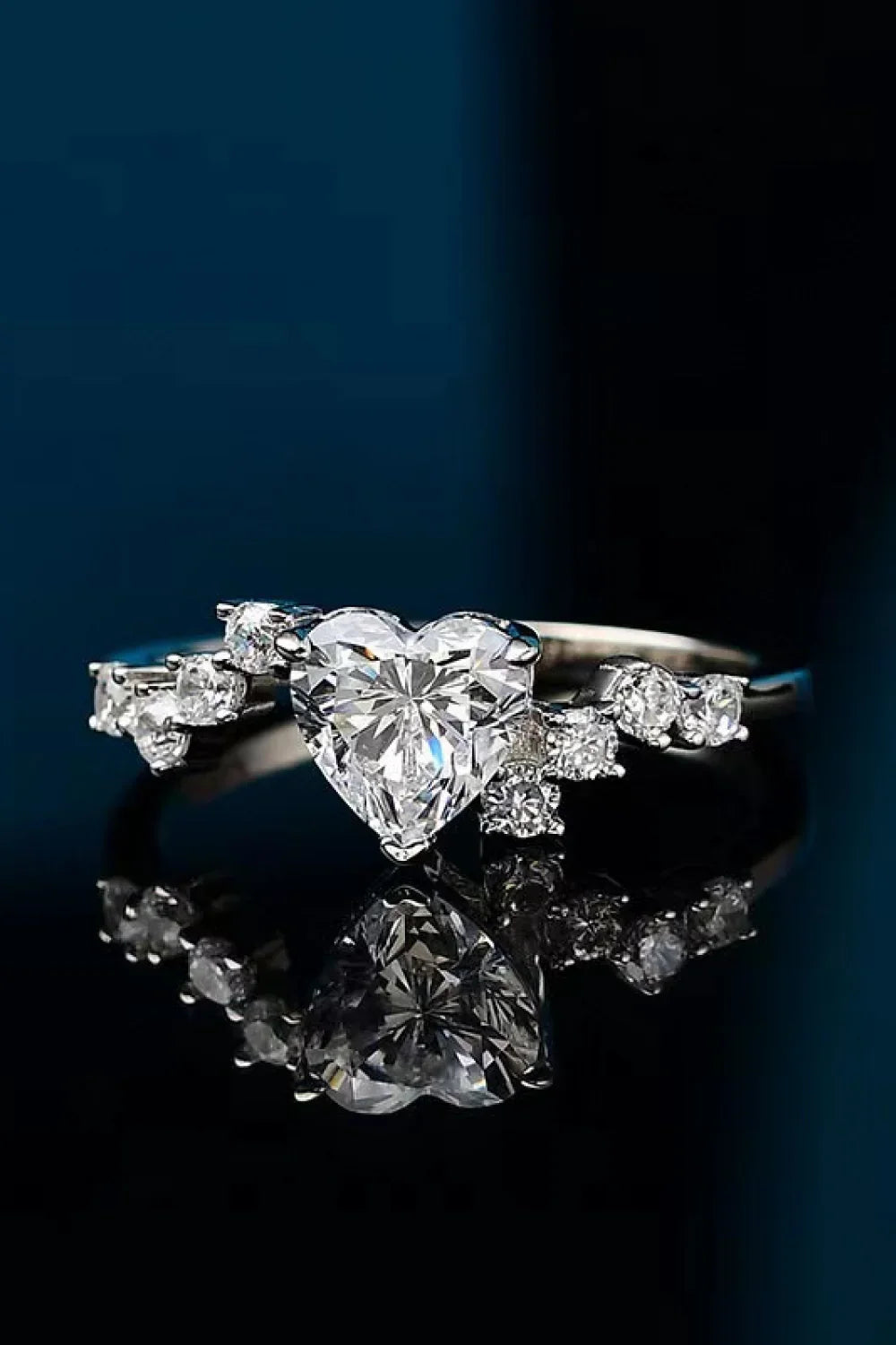 1 Carat Moissanite Heart 925 Sterling Silver Ring - VAleG