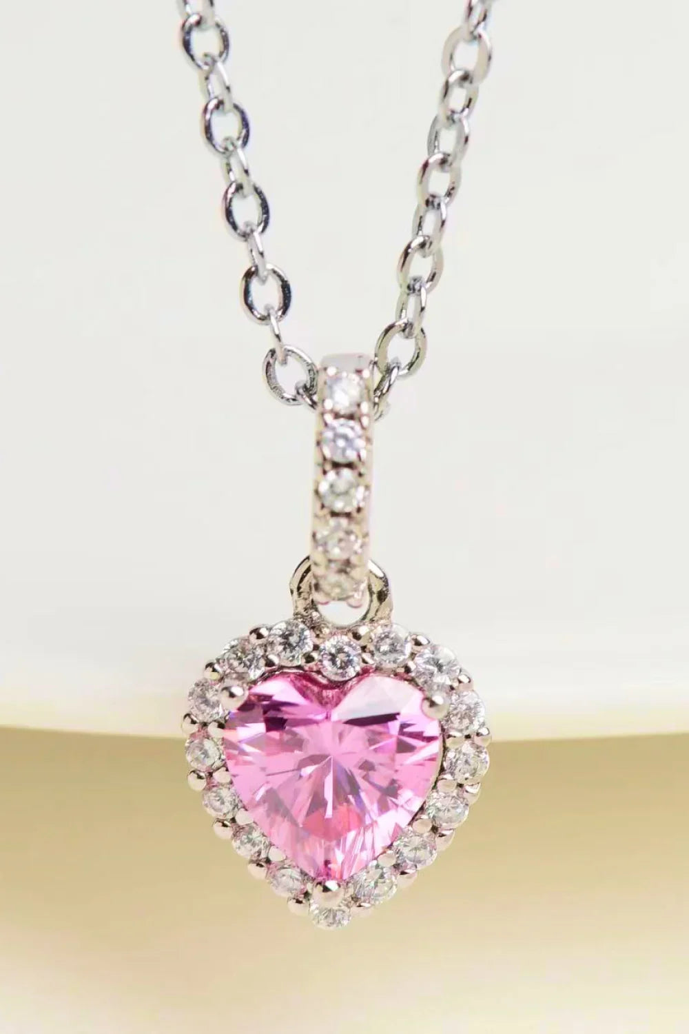 1 Carat Moissanite Heart Pendant Necklace - VAleG