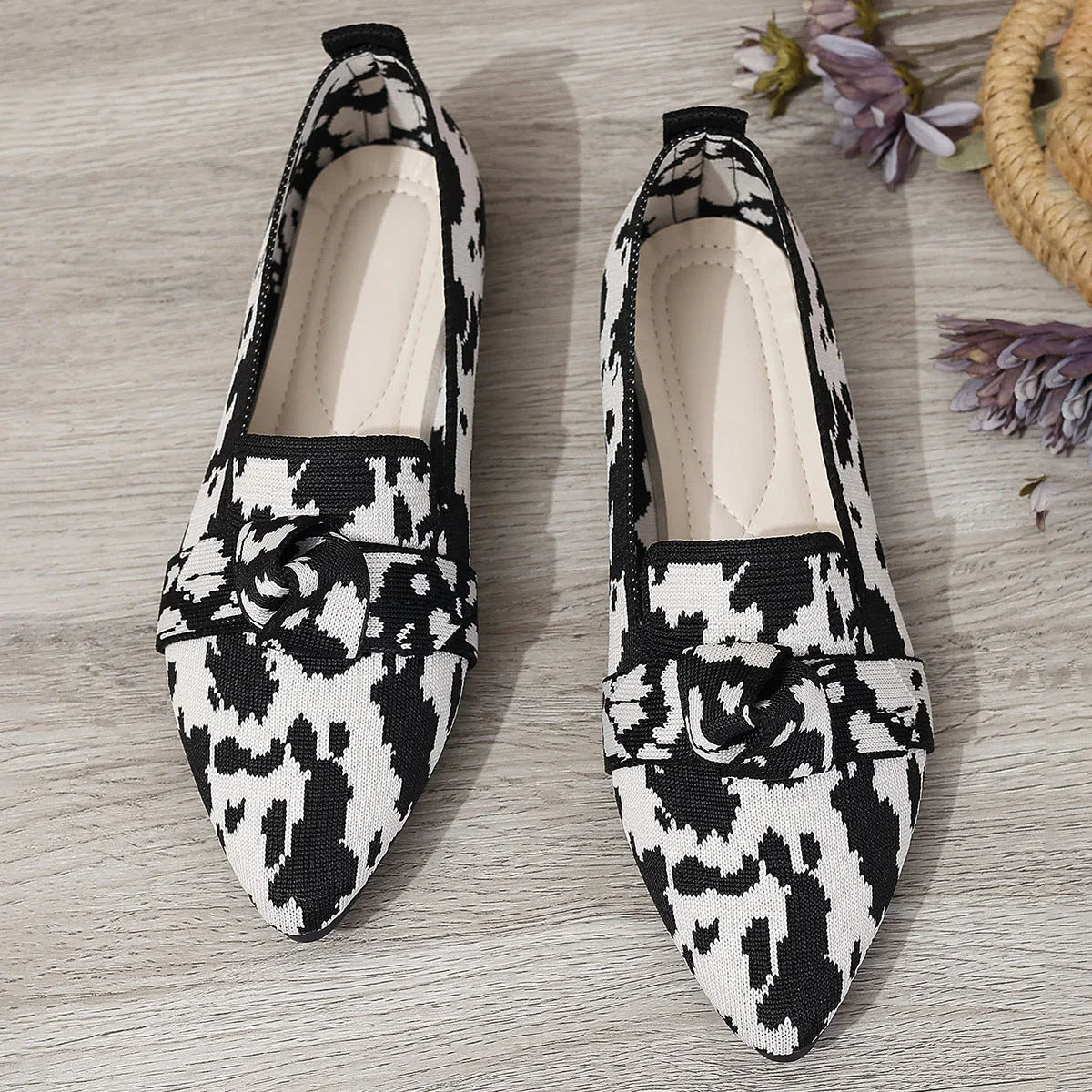 Plus Size Flyknit Flat Low-cut Shoes Female Pointed-toe Bowknot Boat Shoes - VAleG