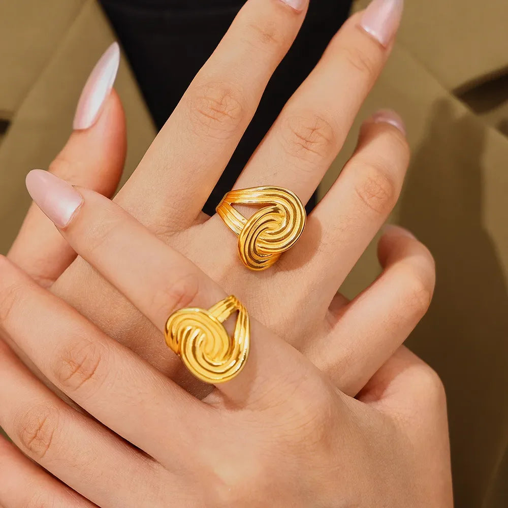 18K Gold-Plated Twisted Ring - VAleG