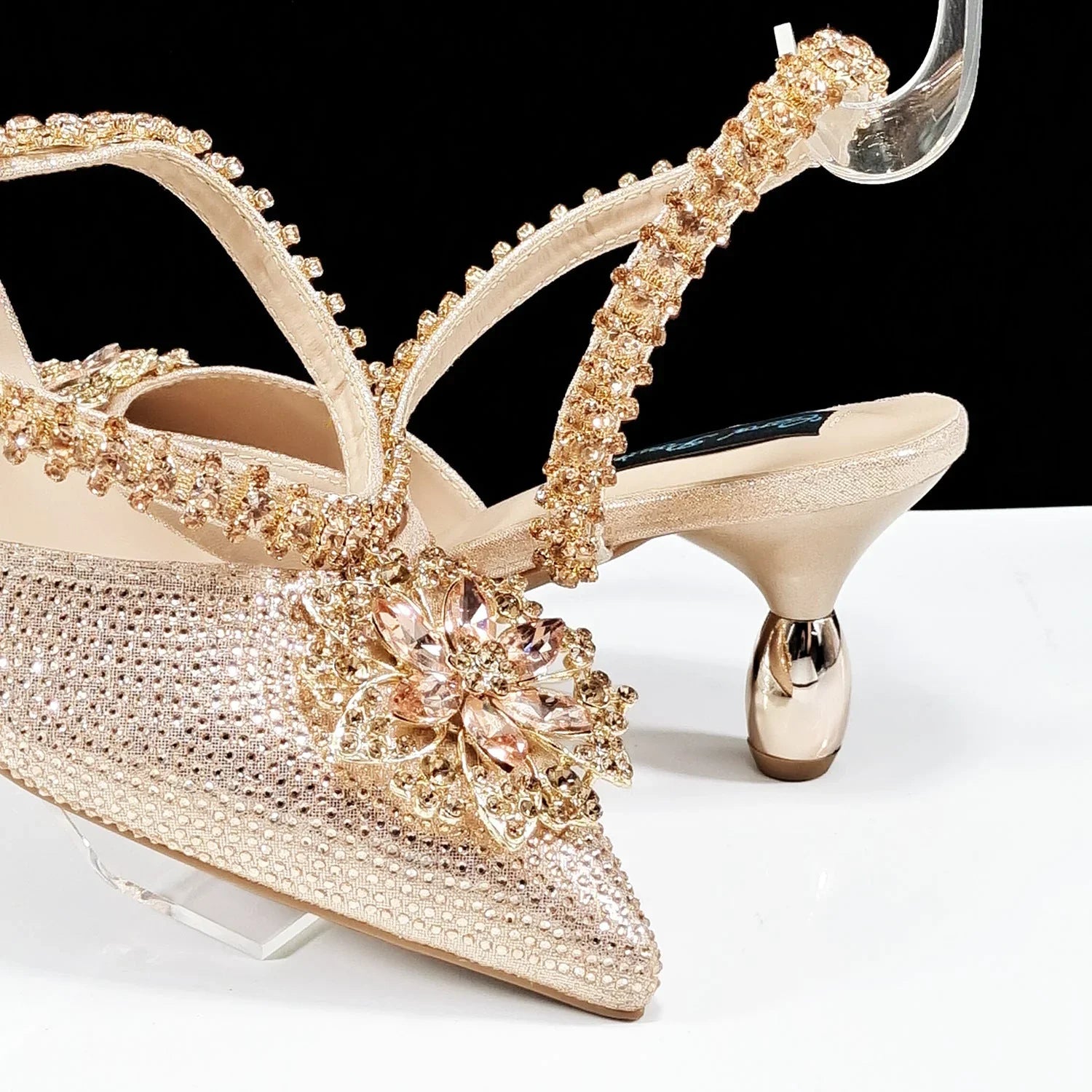 Sexy Women's Shoes And Bags Suit Drill Buckle Flower Decorative Ankle Drill Chain With Hard Clutch - VAleG