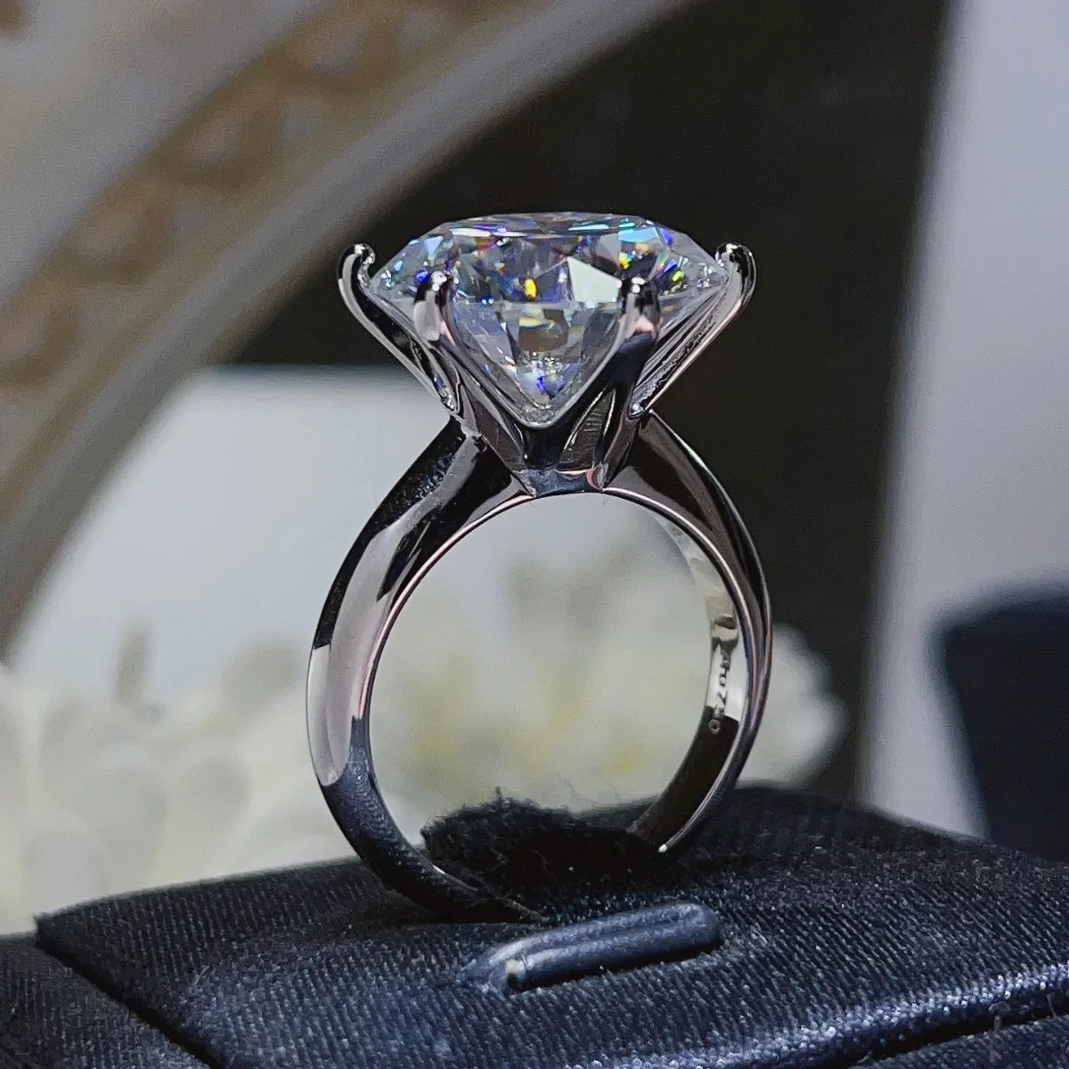 10 Carat Moissanite 925 Sterling Silver Ring - VAleG