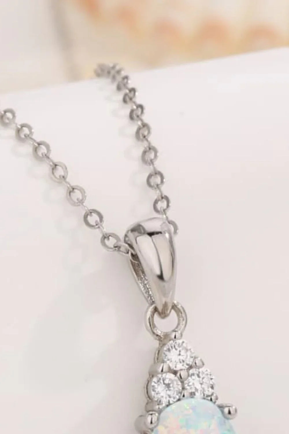 Find Your Center Opal Pendant Necklace - VAleG