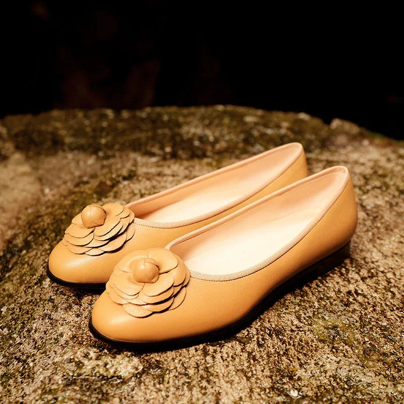 Flat Bottom Round Head Genuine Leather Pumps Female Comfortable Low Heel - VAleG