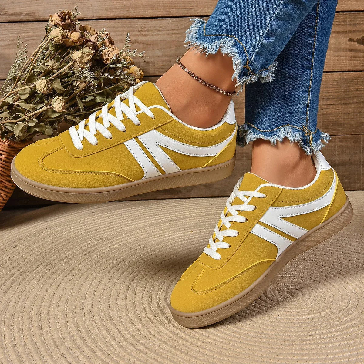 Lace-up Round Toe Flats Shoes Fashion Sports Slip On Casual Shoes For Women - VAleG