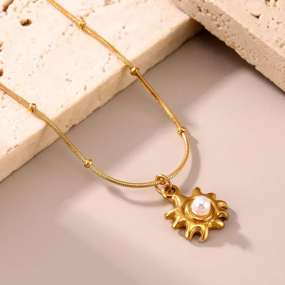 18K Gold-Plated Shell Pearl Necklace - VAleG