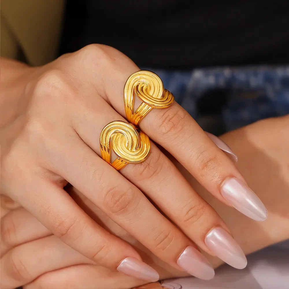 18K Gold-Plated Twisted Ring - VAleG