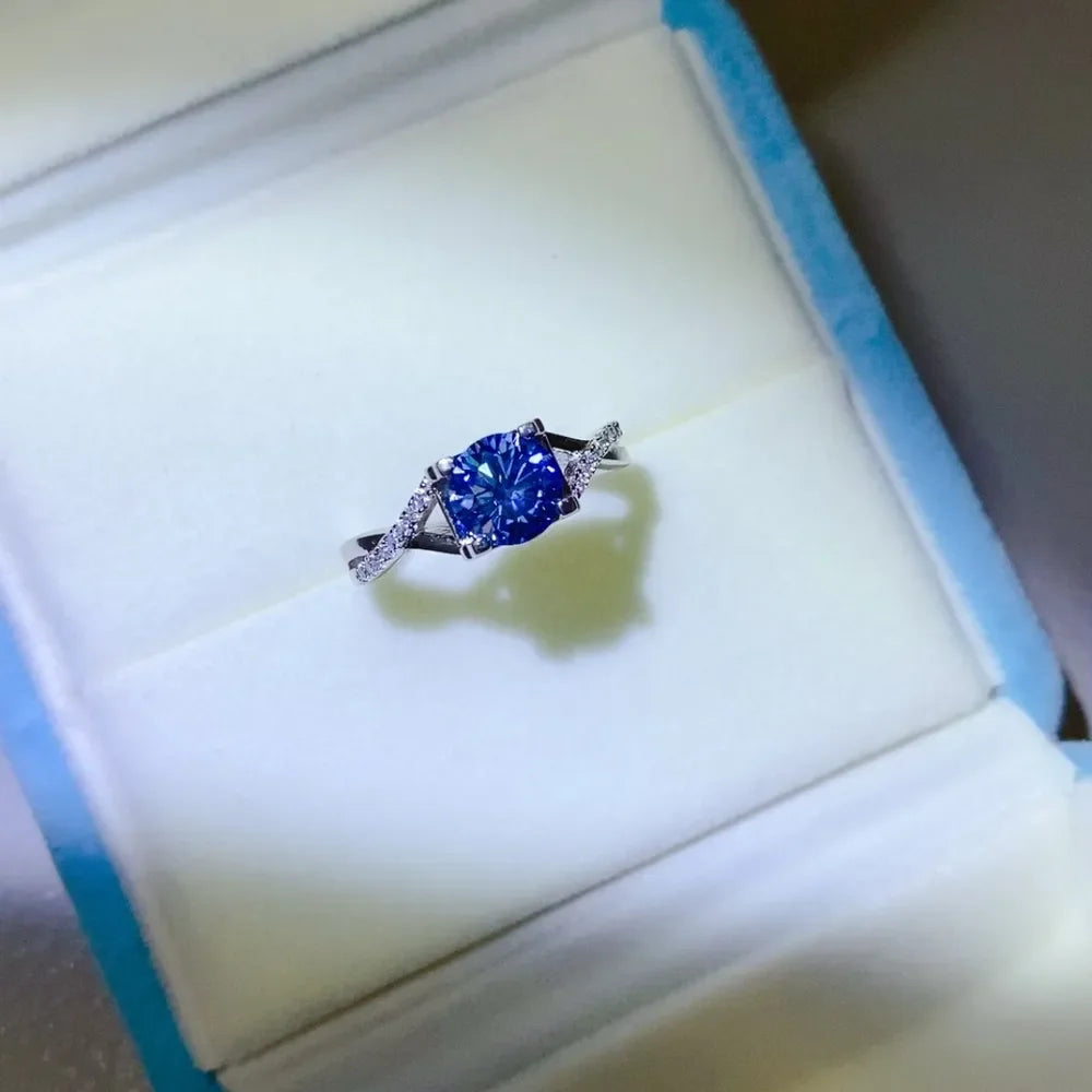 1 Carat Moissanite Crisscross 925 Sterling Silver Ring - VAleG