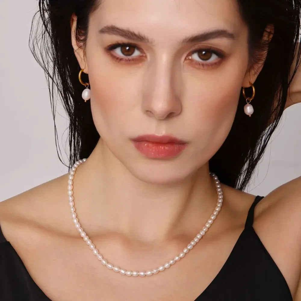 Pearl Necklace, Bracelet and Earrings 4-Piece Jewelry Set - VAleG