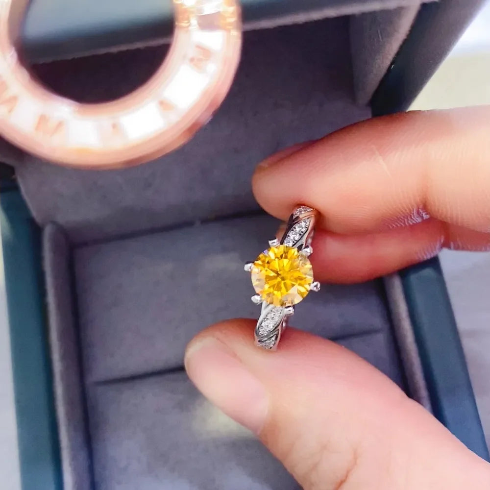 2 Carat Moissanite 925 Sterling Silver Ring - VAleG